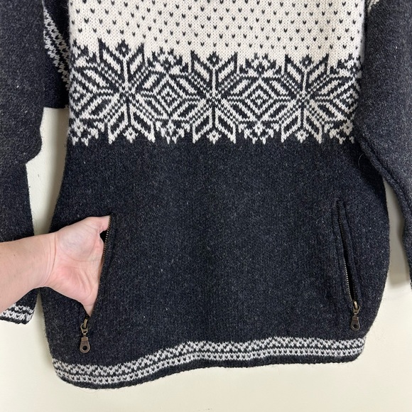 NORSK WEAR 100% Wool Traditional Pattern 1/4 Zip w/Zip Pockets & Fleece Collar - Picture 6 of 12